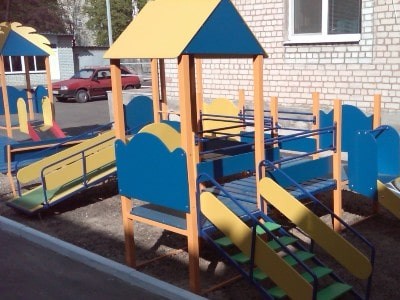 Дитячі майданчики для дітей з обмеженими можливостями